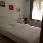 Готель Vezia Лугано