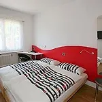 Vezia Готель 3*